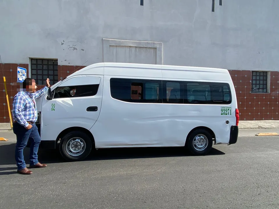 Detecta SMT irregularidades en transporte público mediante operativos