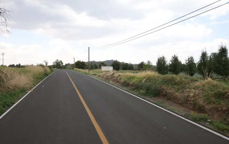 Con obras carreteras, gobierno estatal reactiva desarrollo económico de Puebla