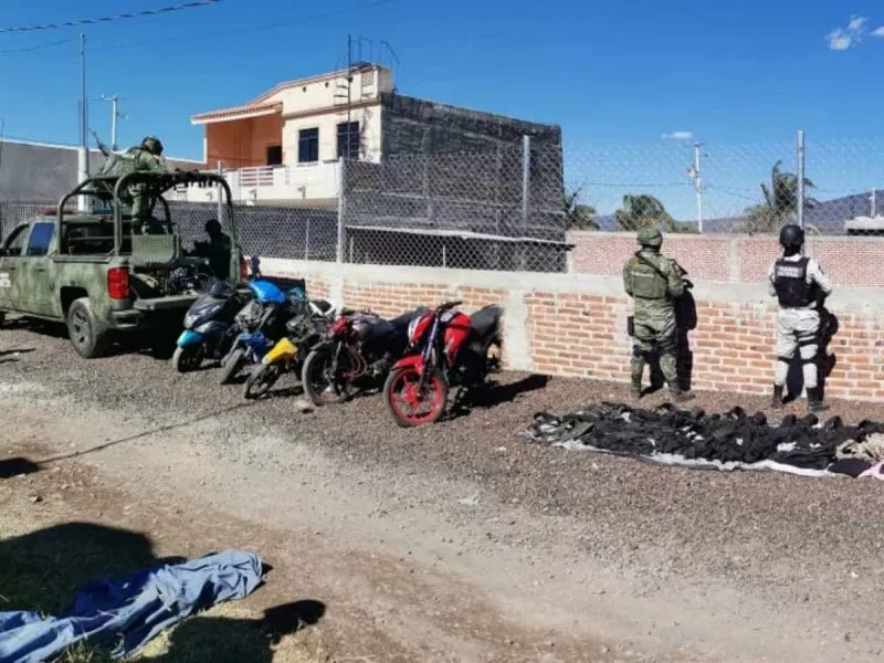 Enfrentamiento Michoacán deja 2 sicarios muertos