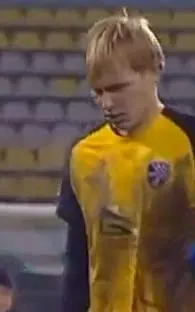 De portero a boxeador; suelta tremendo puñetazo (VIDEO)