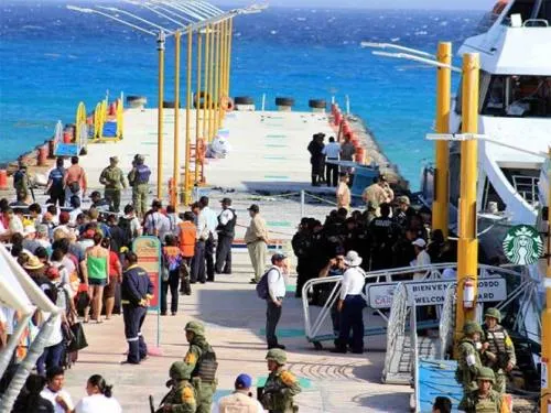 Vigilan zonas urbanas, turísticas y puertos de Quintana Roo