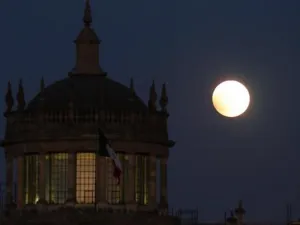 Video: Así se vivió la superluna de sangre