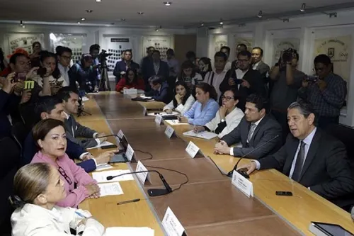 Se Busca Fiscal (¿”Carnal”?) de Puebla