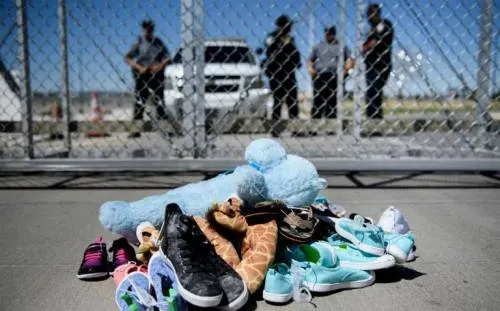 Denuncian muerte de niña migrante separada de su familia en EU