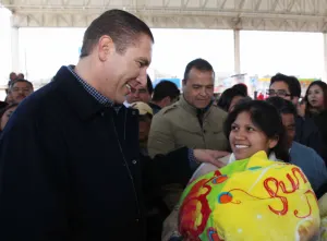 Moreno Valle presenta iniciativa para erradicar violencia contra