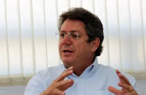 No me debo a Lastiri: Vega Rayet (la Entrevista que nos Sacó del Frío)