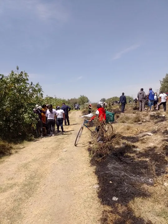 Derrapa, cae en canal de Valsequillo y muere motociclista