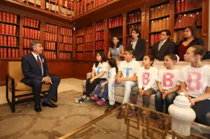 Impulsa Tony Gali a los artistas poblanos