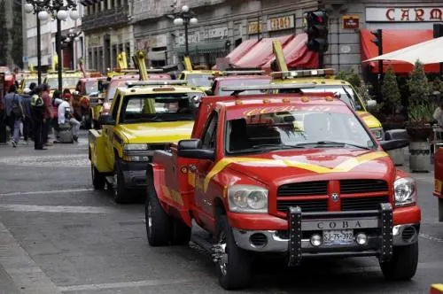 Gobierno sigue sin frenar cobros excesivos por servicio de grúas a concesionarios: Amotac