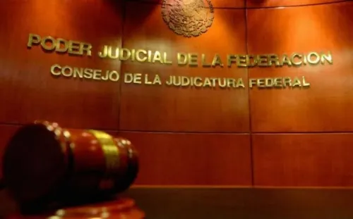 Destituyen e inhabilitan por 10 años a magistrado Fernando Reza, acusado de acoso sexual