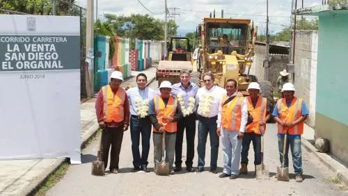 Inicia dignificación de carretera la Venta-Organal