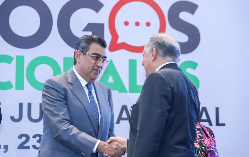 Preside Sergio Salomón inauguración de los "Diálogos Nacionales sobre la Reforma Constitucional al Poder Judicial"