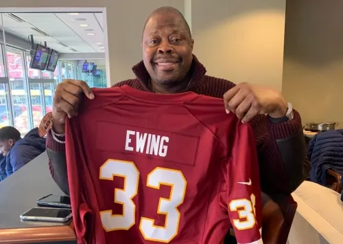 Patrick Ewing, ex jugador de NBA, es hospitalizado tras dar positivo a Covid-19