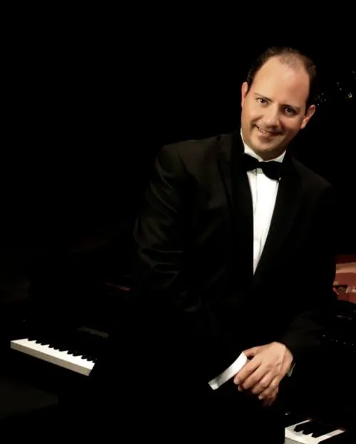 El pianista Mauricio Náder ofrecerá concierto en el CCU BUAP