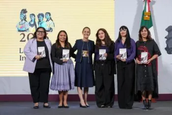Sheinbaum presenta la Cartilla de Derechos de las Mujeres en el marco del 8M