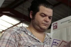 Juez federal cita a comparecer al hijo de Granier