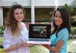 Alumnas de la UDLAP ganaron el concurso Escápate con Volaris