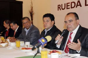 Diputados ferales por el PRI proponer limpia en el SAT