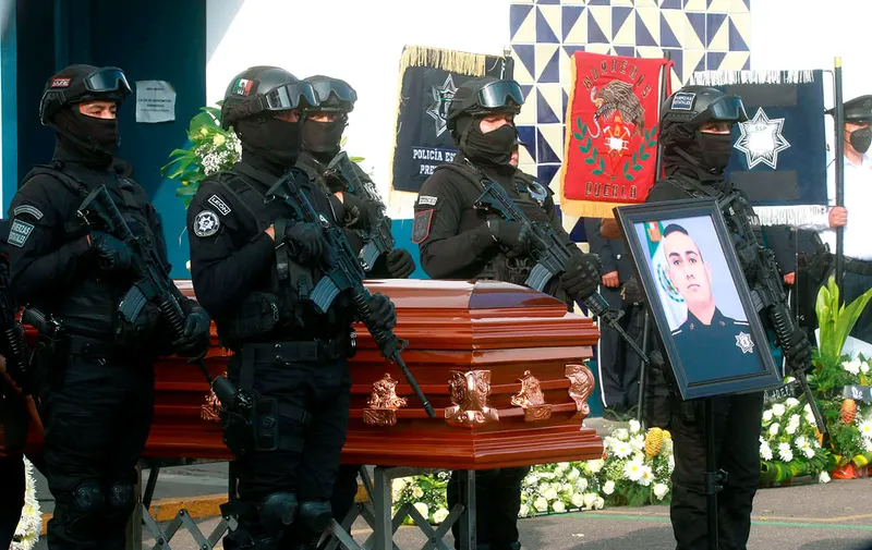 homenaje-policia-estatal-caido-xoxtla