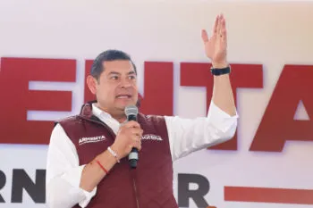 Propuesta de Armenta abarca 4 rutas de cableblús en la capital y guarderías en mercados