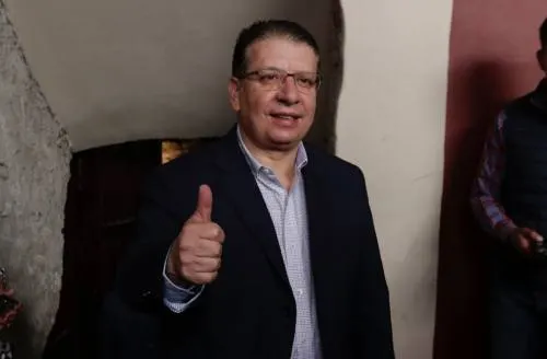 Confirma Doger su participación en el debate de la BUAP