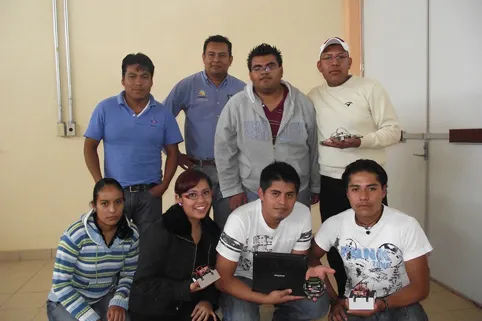Excelente participación de la UPAM en Pumatrón 2012