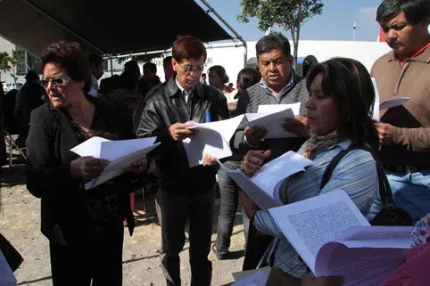 Amenazan de muerte a candidata a dirigir el SNTSS