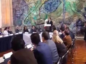 Se corregirá evaluación; cede la SEP; Reforma Educativa