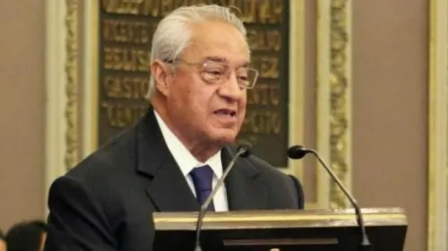 Pacheco y la cátedra política