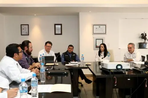 Analizan IMSS y SSEP alternativas para atender a pacientes del Hospital la Margarita