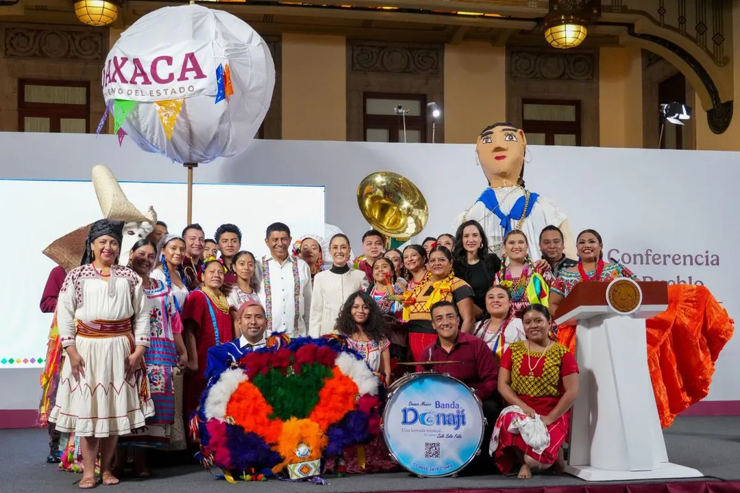 Guelaguetza Palacio Nacional