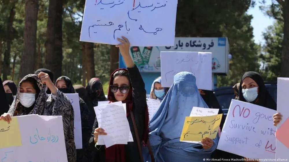 Protesta mujeres afganas