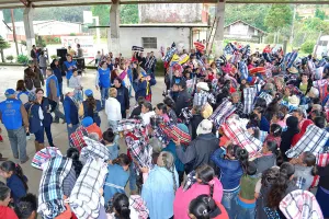CDH Puebla y la Organización Mujeres del Siglo XXI entregan cobertores