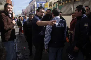 Operativo en centro histórico deja un comercio clausurado y conato de bronca