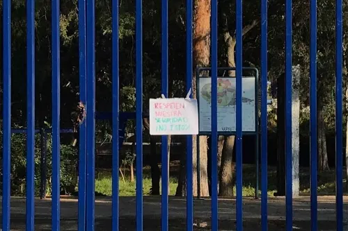 Toman la Facultad de Ciencias Políticas por muerte de Aideé