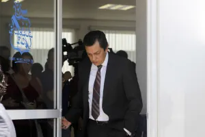 Borran a López Chargoy de la dirección del Puebla de la Franja