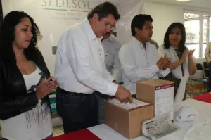 No busco promocionarme con programas de Sedesol: Vega Rayet