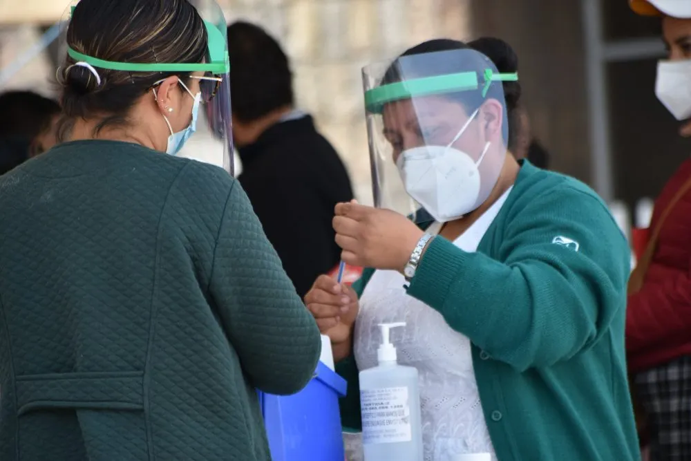 Termina hoy vacunación anti-Covid a domicilio para adultos mayores