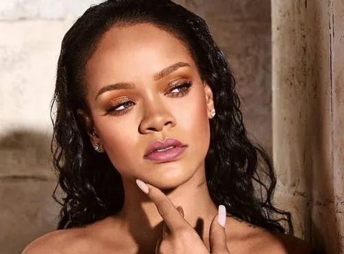 Rihanna compartió una foto súper sexy que enloqueció a sus seguidores