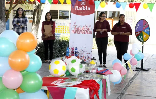 Realizan Feria de la Transparencia Municipal