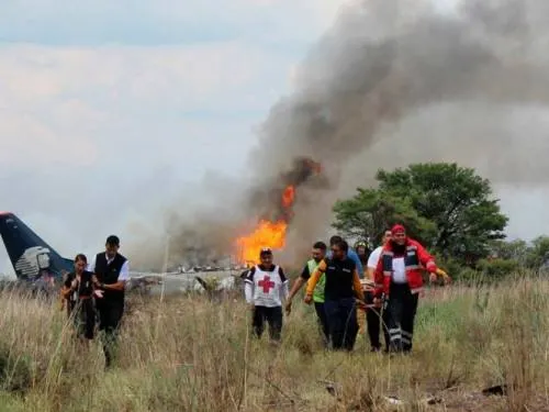 Dan de alta a últimos lesionados por accidente aéreo en Durango