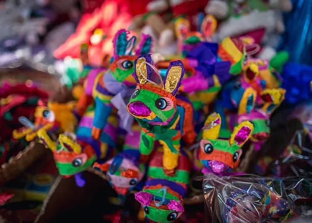 Mini piñatas