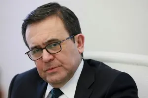 México no renegociará TLCAN si EU propone aranceles: Guajardo