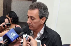 Quienes formen parte de Comités deberán dejar aspiraciones: Pepe Chedraui