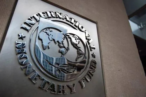 FMI baja previsiones de crecimiento para México a 2.1% en 2018 y 2.3% en 2019
