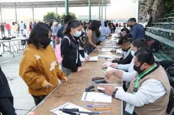 Con fluidez y orden, jornada de vacunación en instituciones educativas: SEP