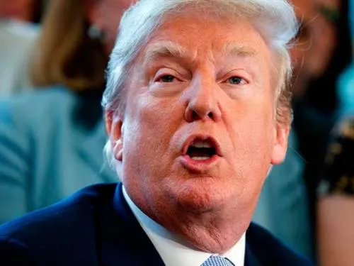 Trump dice ataque a Siria podría ocurrir muy pronto o quizás no