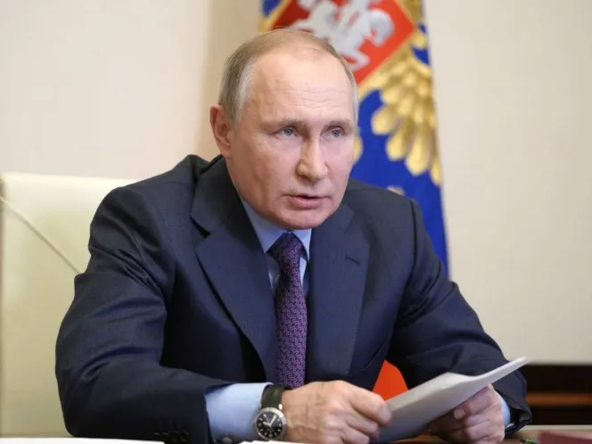 Putin recibira vacuna anti-Covid este martes