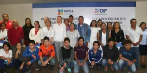Reintegra Sedif a jóvenes migrantes con sus familias