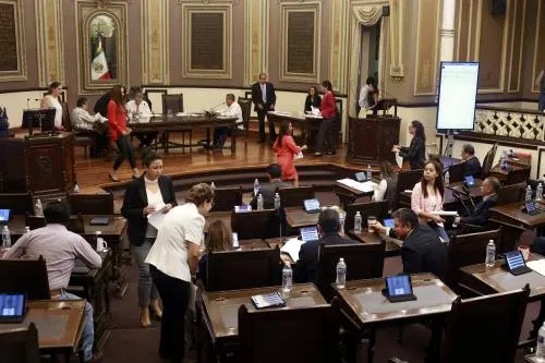 Legisladores poblanos aprueban una serie de reformas al Código Civil
